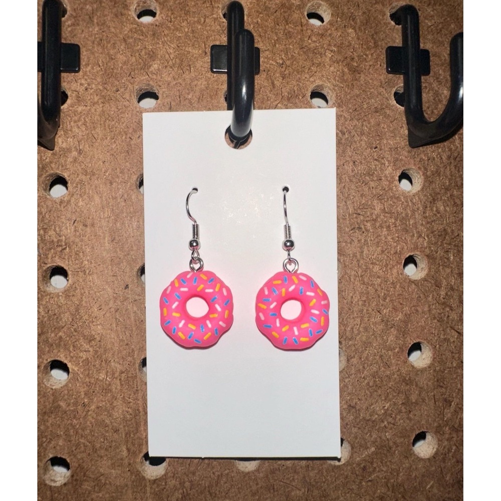 Donut with sprinkles in pink! Drop / Dangle Hook  Jewelry, food, bakery, donuts,
